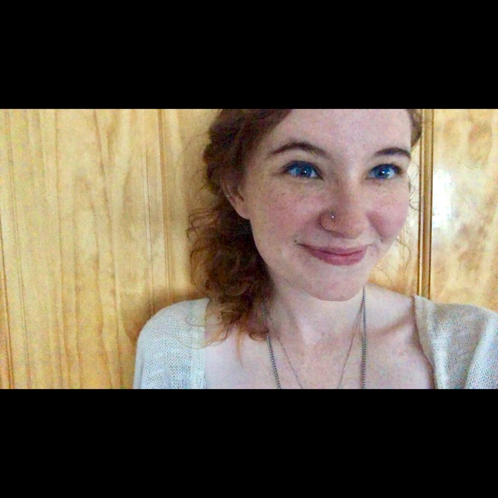 Meet your Posher, Olivia